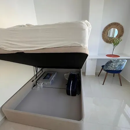 Apartman Exclusive For 6 People On The - Front Line - 1st Line *