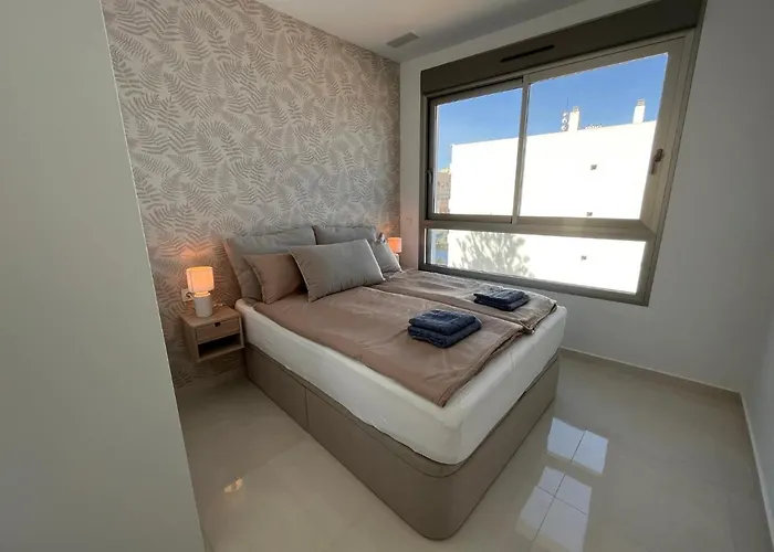 Appartement Exclusive For 6 People On The - Front Line - 1st Line Torrevieja