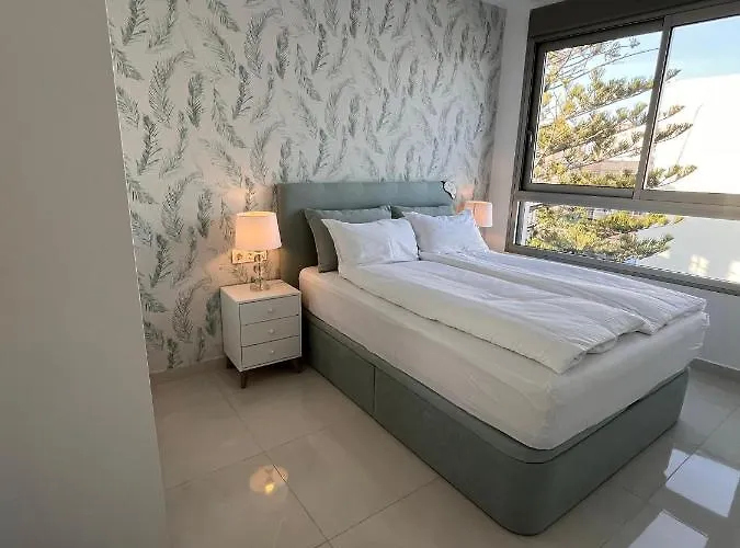 Exclusive For 6 People On The - Front Line - 1st Line Torrevieja